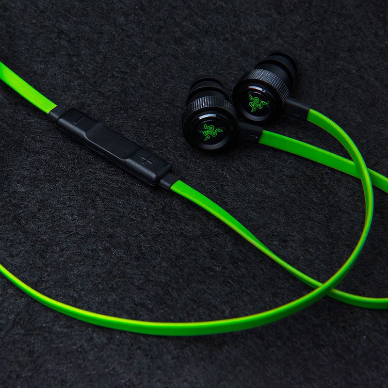 Razer Hammerhead Pro V2 Wired Gaming Earbuds / Headset